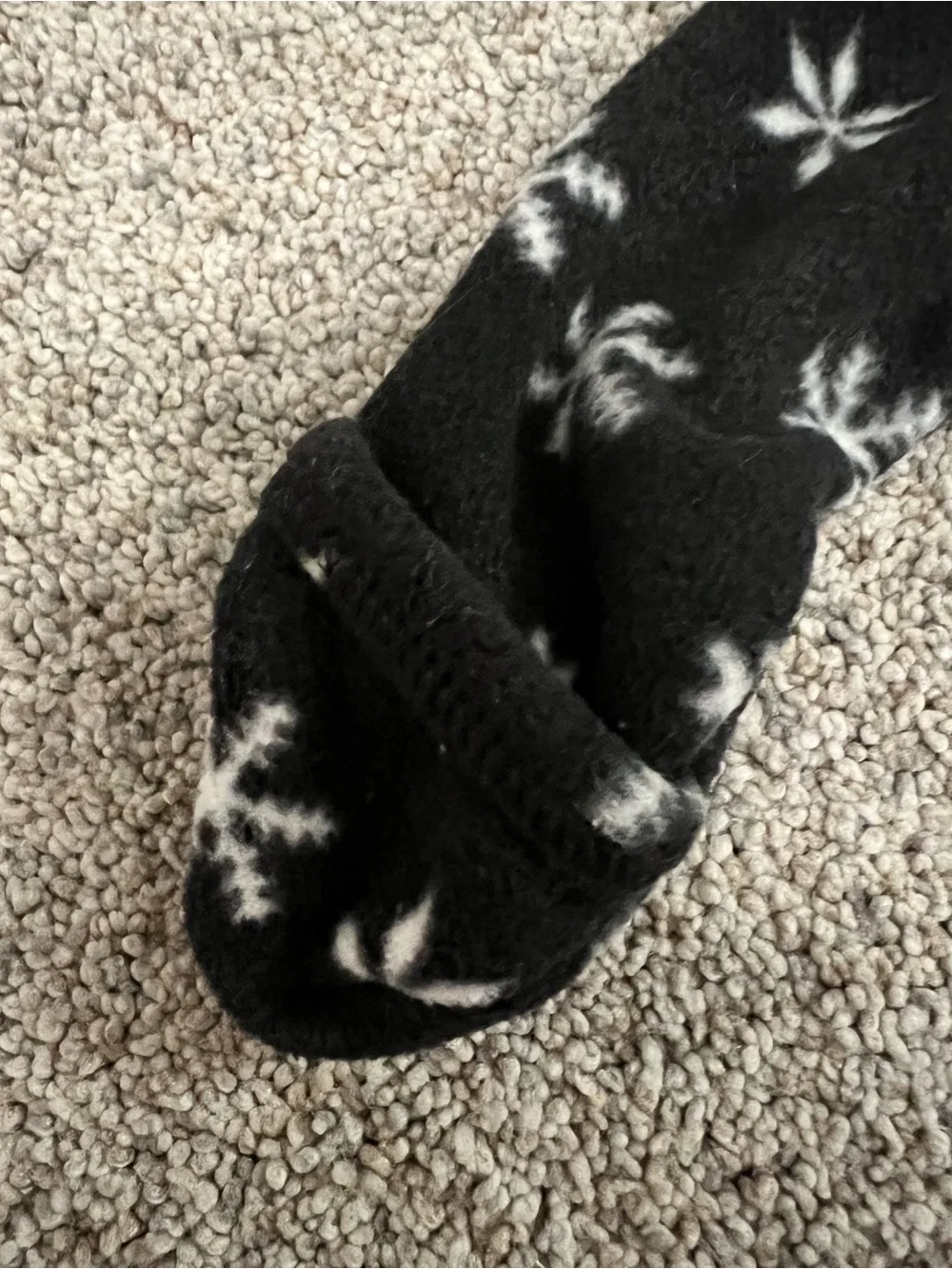 Old Navy Black Snowflake Footed Fleece One-Piece Zipped Pajamas 6-9M
